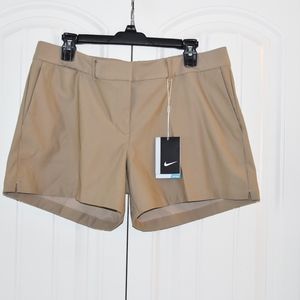 Nike Ladie's Dri-Fit Golf Shorts Size L  NWT